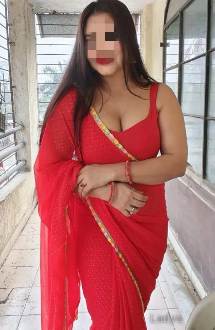 Bhabhi cam, 29 years old Bhopal escort girl with big tits, height 158 sm, Weight  kg