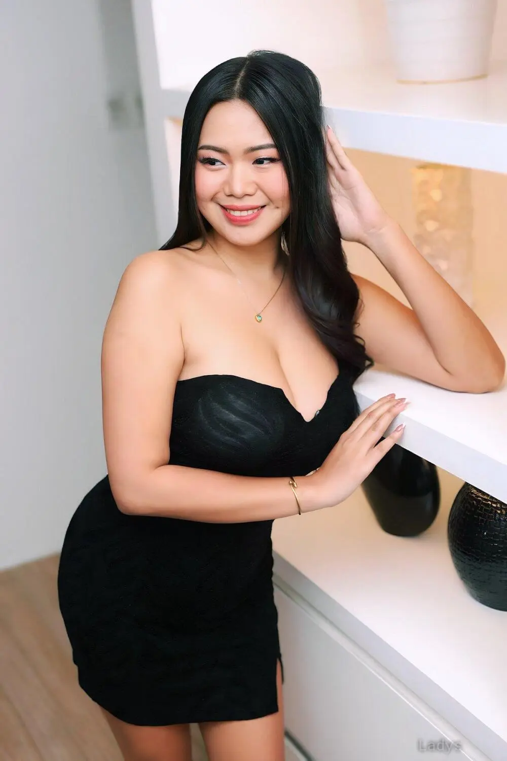Rajeshwari, 22 years old Bhopal escort girl with big tits, height 160 sm, Weight  kg