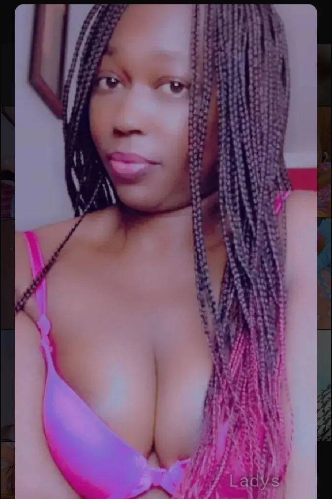 Winnie, 24 years old Bhopal escort girl with big tits, height 168 sm, Weight  kg