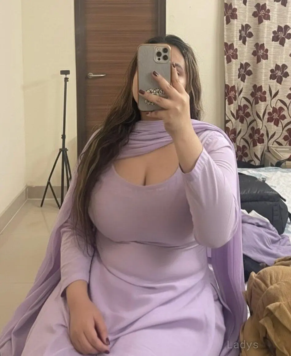 Catarina, 29 years beautiful nude Bhopal escorts girl, height 165 sm, Weight kg