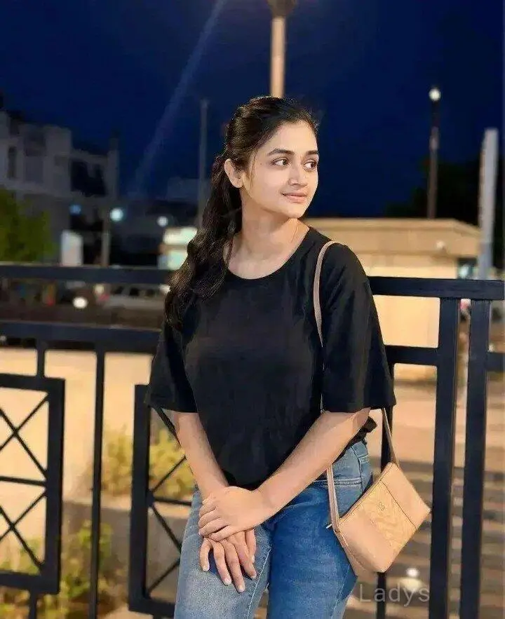 Pooja,  years old Bhubaneshwar escort girl with big tits, height  sm, Weight  kg