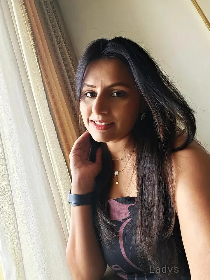 Bast, 22 years beautiful nude Bhubaneshwar escorts girl, height 170 sm, Weight  kg