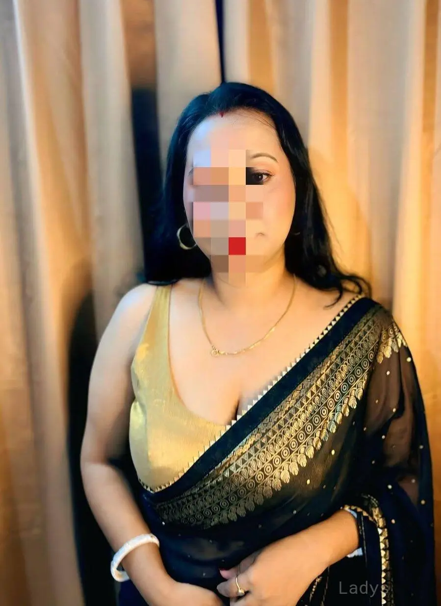 Emmy, 29 years beautiful nude Bhubaneshwar escorts girl, height 166 sm, Weight  kg