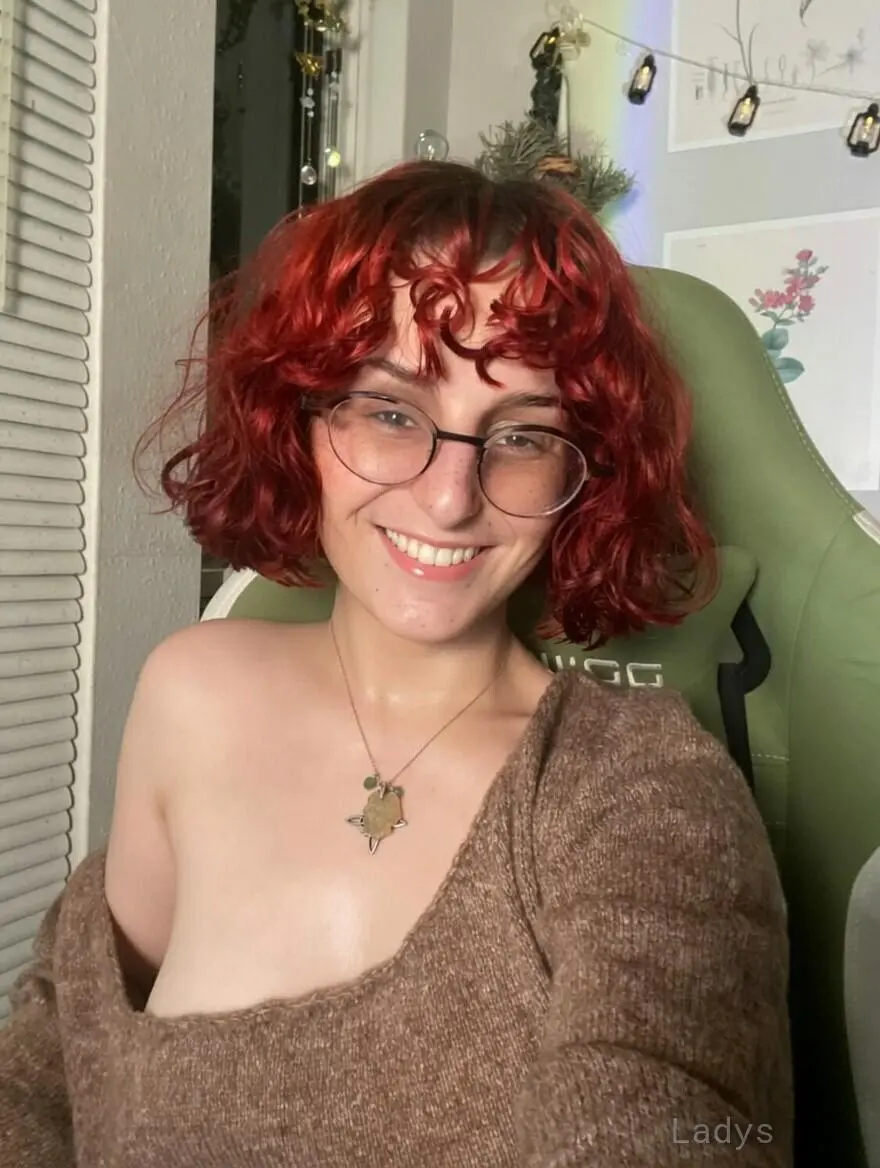 Escortservice in Bielefeld verfügbar, 28 years beautiful nude Bielefeld escorts girl, height 162 sm, Weight 70 kg