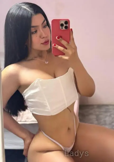 Raiani, 26 years beautiful nude Bilbao escorts girl, height 155 sm, Weight 55 kg