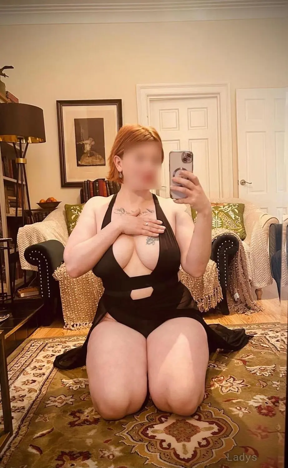 Cora Leigh, 31 years beautiful nude Birmingham escorts girl, height 171 sm, Weight 77 kg