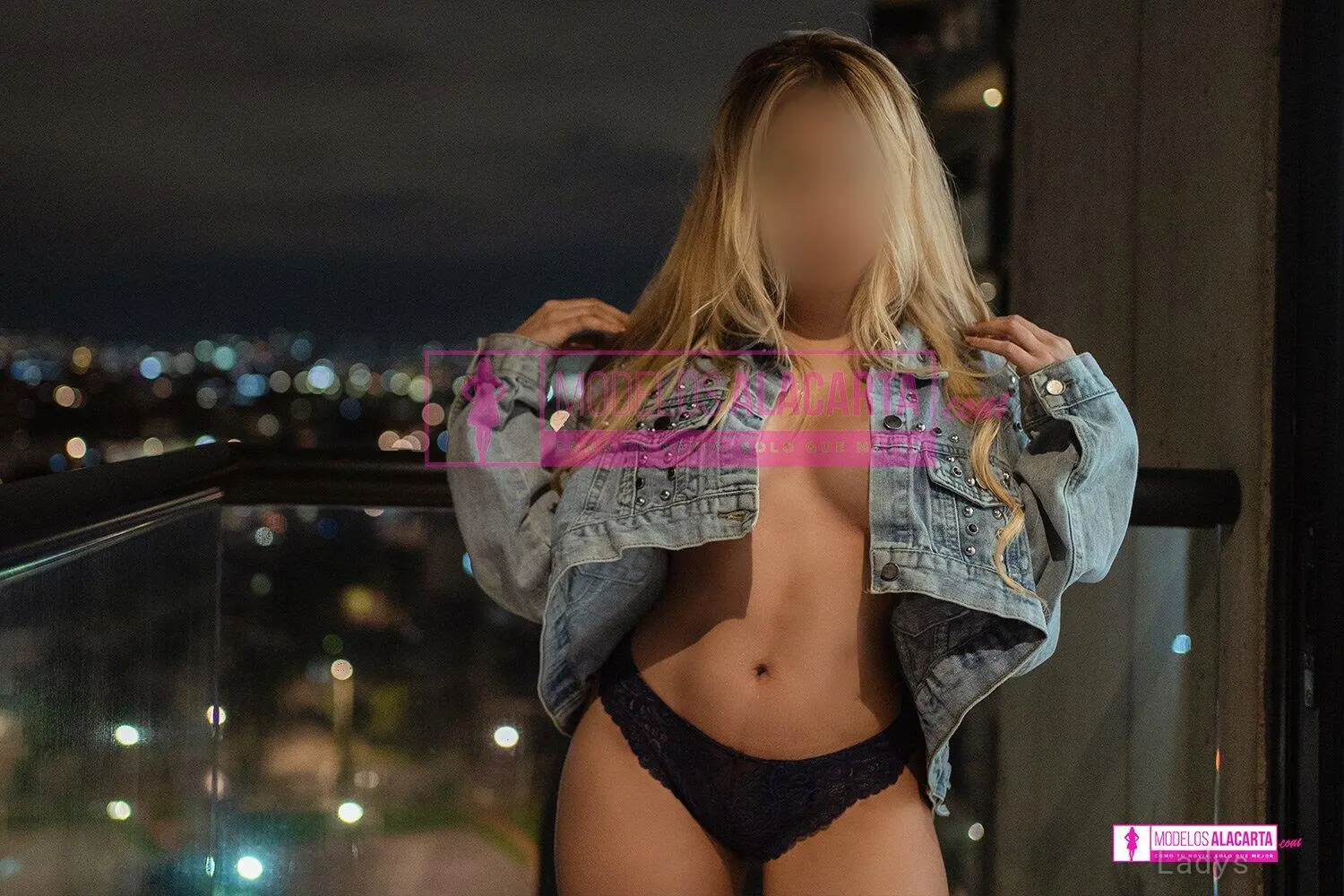 Martina, 24 years old Bogota escort girl with big tits, height 158 sm, Weight  kg