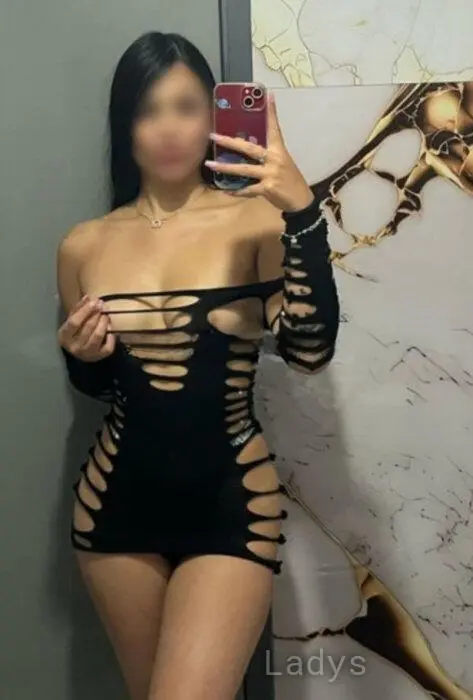 Anette Cisneros, 24 years beautiful nude Bogota escorts girl, height 170 sm, Weight 65 kg