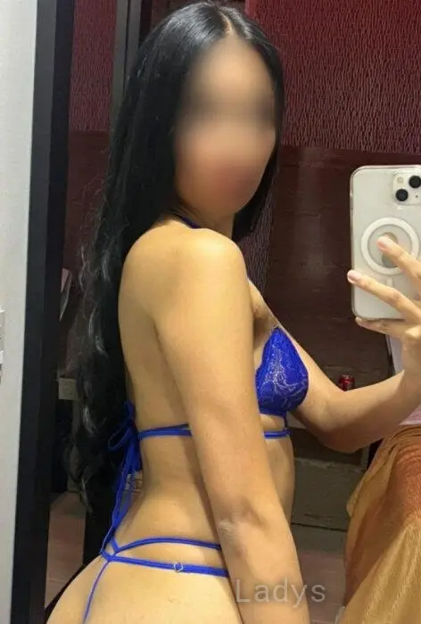 KARELIS ROMAN, 22 years beautiful nude Bogota escorts girl, height 165 sm, Weight 59 kg