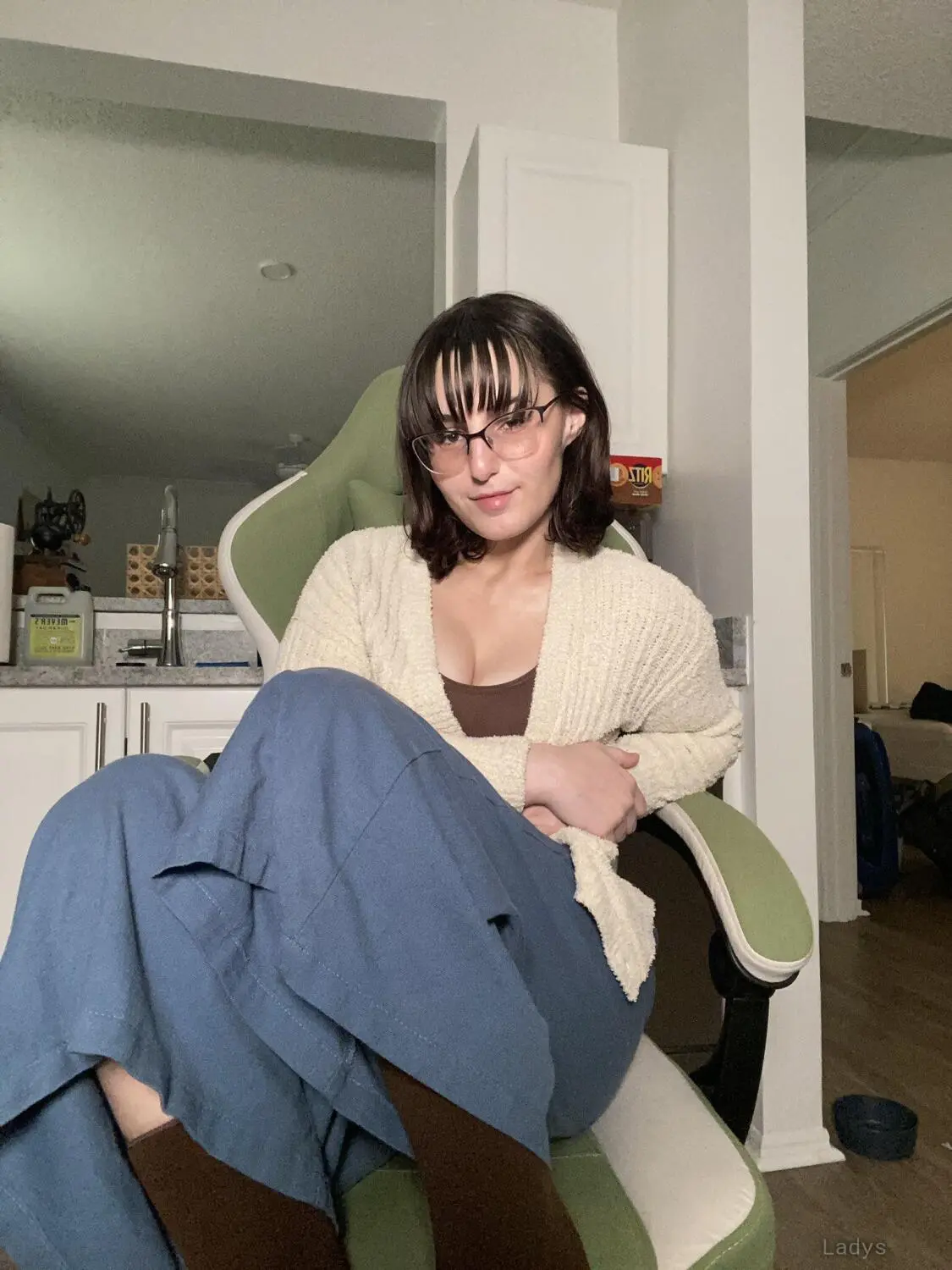 I offer affordable massage with sex, 29 years old Boise escort girl with big tits, height 169 sm, Weight 65 kg