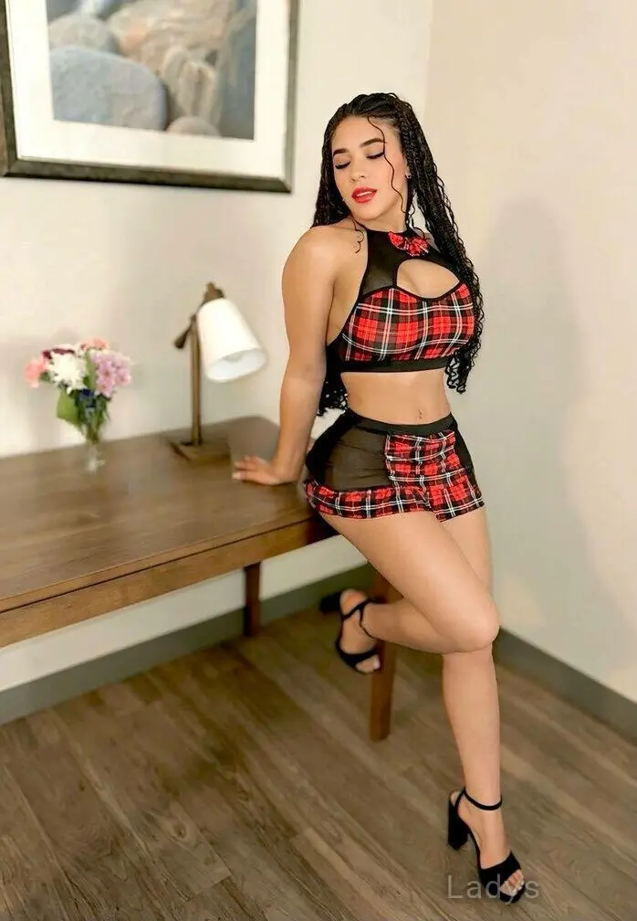 Diana, 22 years beautiful nude Boston escorts girl, height 160 sm, Weight 55 kg
