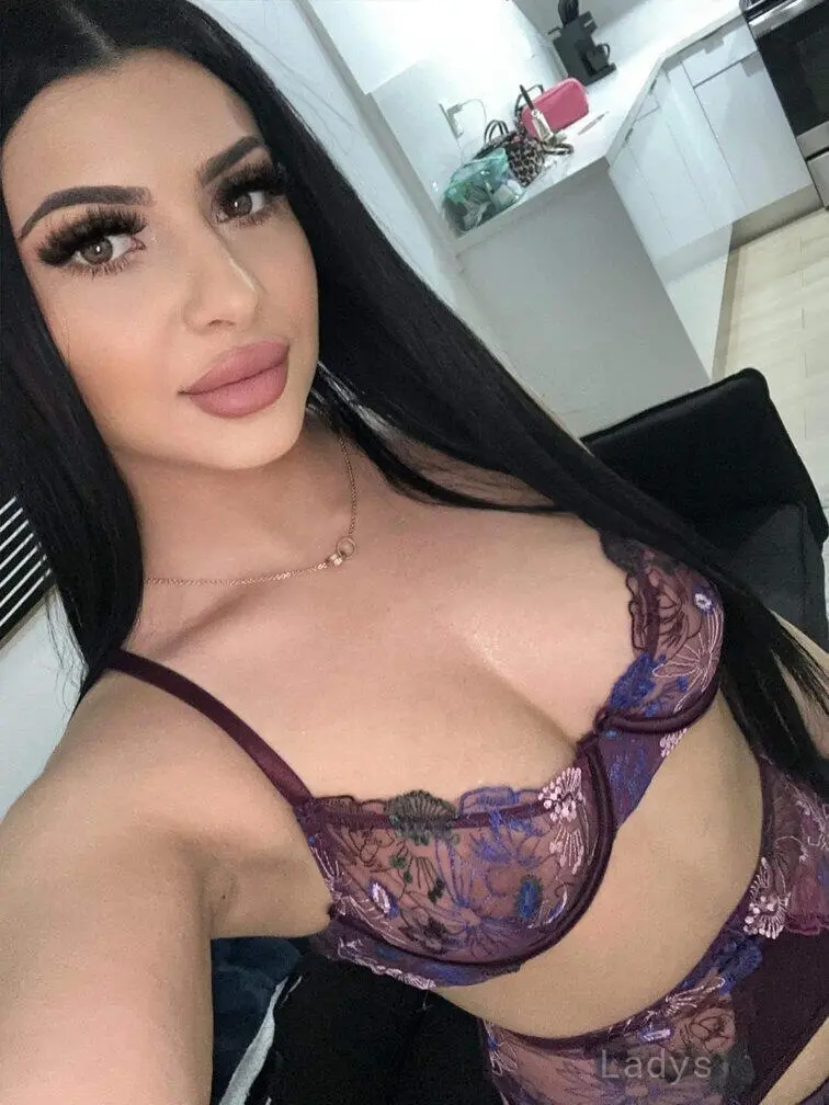 Ivana outcall, 30 years beautiful nude Boston escorts girl, height 159 sm, Weight 50 kg