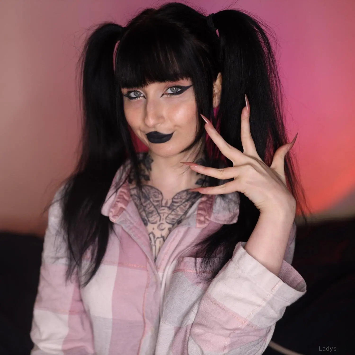 Raven Alternative, 26 years beautiful nude Boston escorts girl, height 161 sm, Weight 50 kg