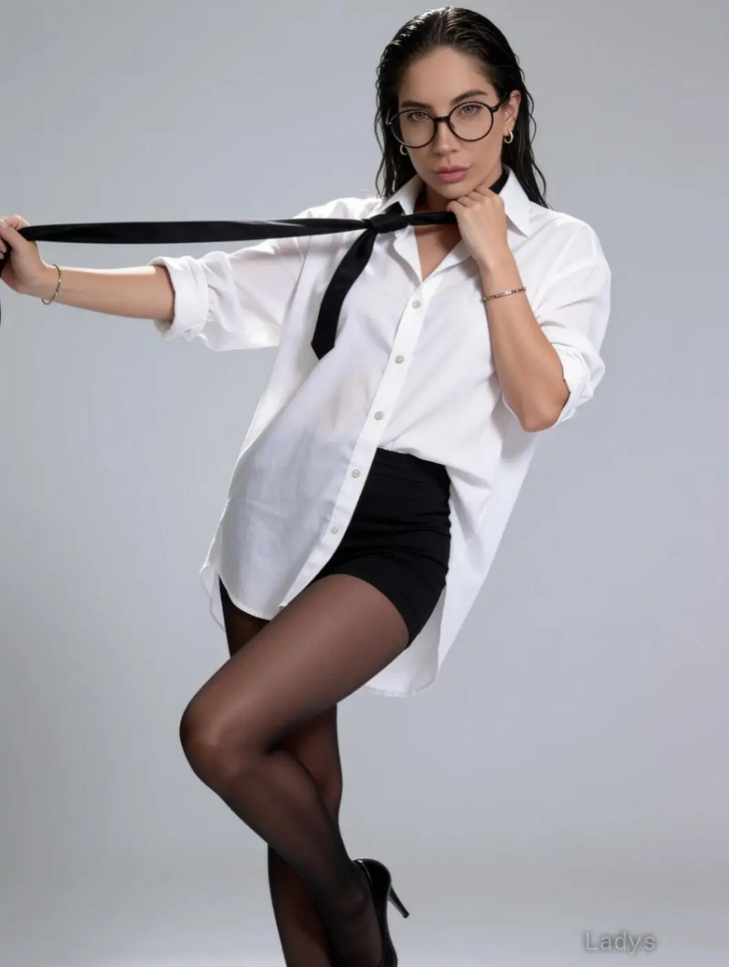 Sofia Skyy, 33 years beautiful nude Boston escorts girl, height 162 sm, Weight 68 kg