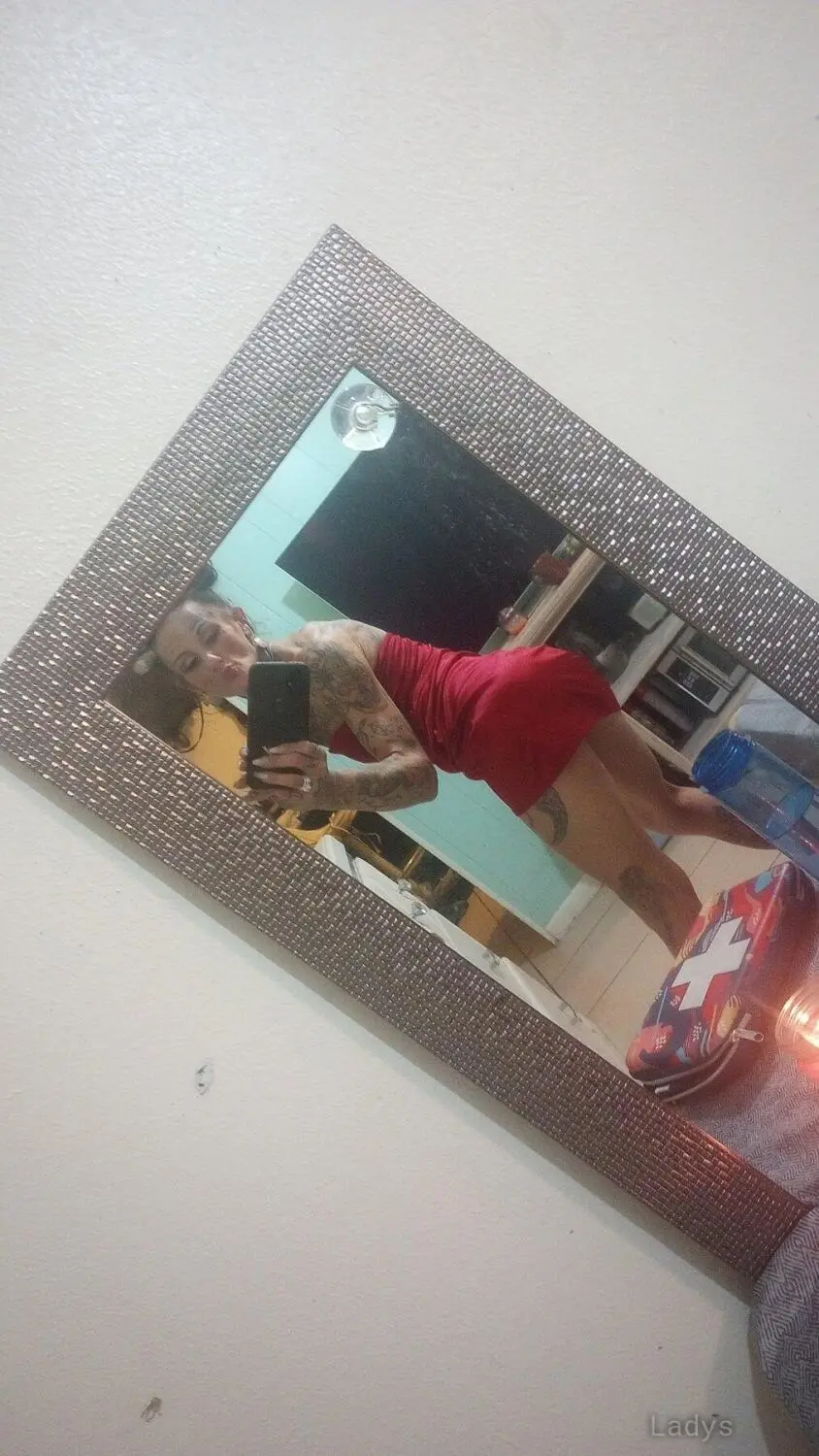 Mia, 34 years beautiful nude Bradford escorts girl, height 168 sm, Weight kg