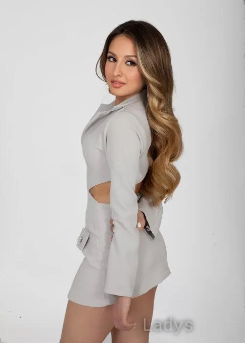 Angela, 22 years beautiful nude Bratislava escorts girl, height 152 sm, Weight 52 kg