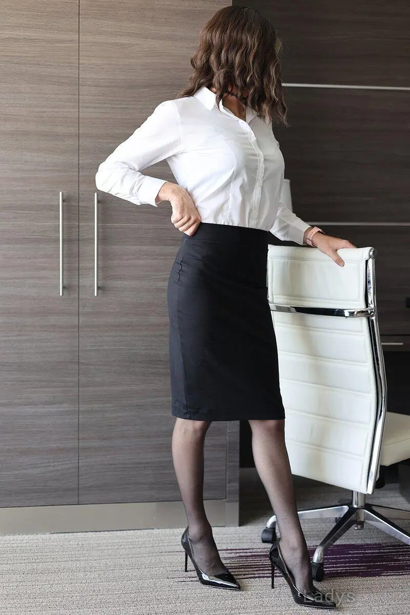 Lenka, 24 years beautiful nude Bratislava escorts girl, height 173 sm, Weight  kg
