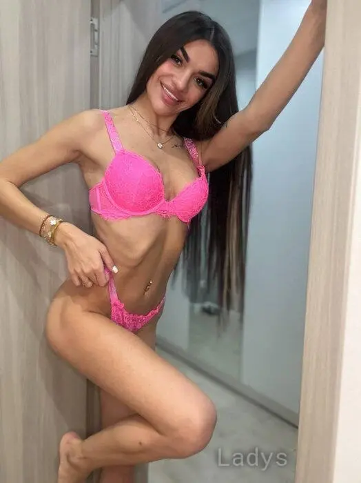 Lolita, 22 years beautiful nude Bratislava escorts girl, height 172 sm, Weight 46 kg
