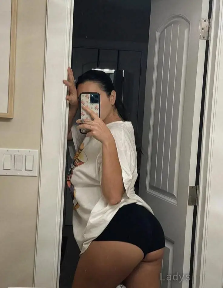Brest Rebecca, 30 years old Brest escort girl with big tits, height 140 sm, Weight 50 kg
