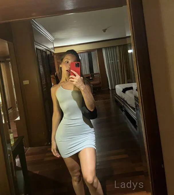 Claudia, 27 years beautiful nude Brighton escorts girl, height 170 sm, Weight 63 kg