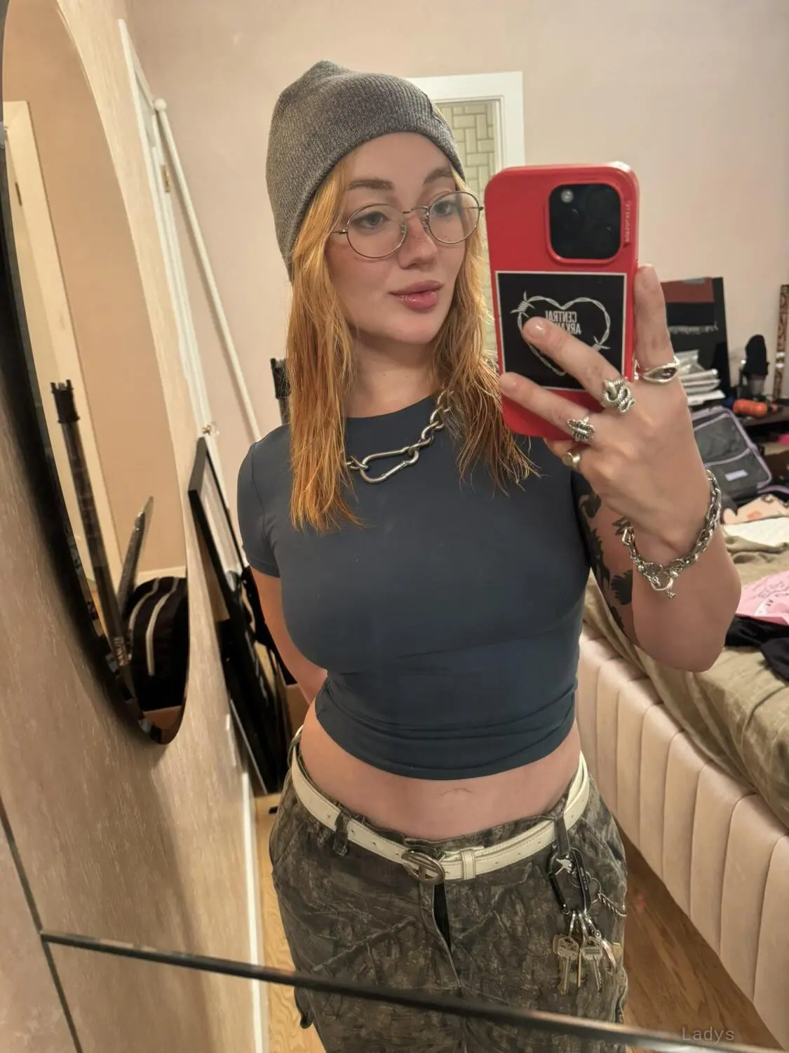 Amelia, 25 years old Bristol escort girl with big tits, height 154 sm, Weight 59 kg
