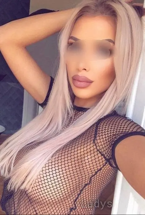 Jessica, 27 years beautiful nude Bucharest escorts girl, height 168 sm, Weight 54 kg