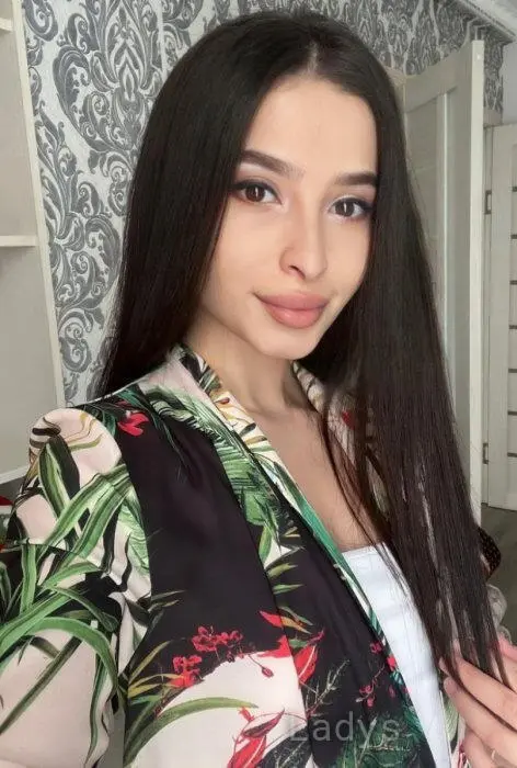 Raya, 22 years beautiful nude Budva escorts girl, height 165 sm, Weight 56 kg