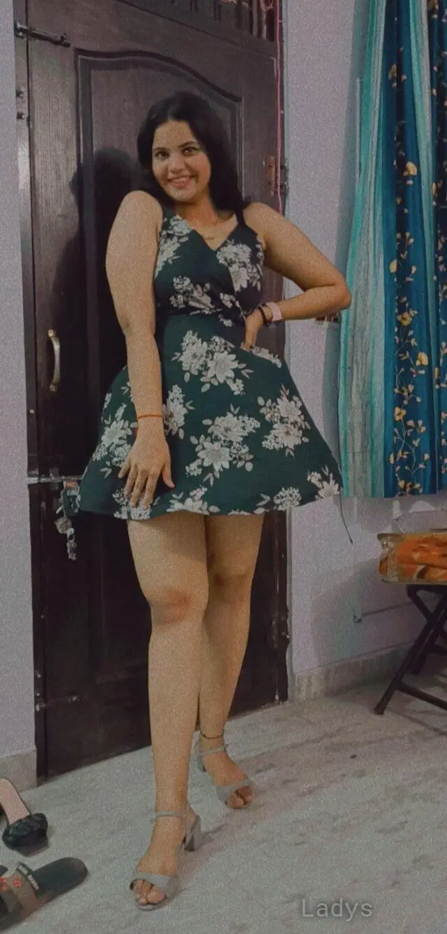 Afreen, 22 years old Butwal escort girl with big tits, height 154 sm, Weight kg