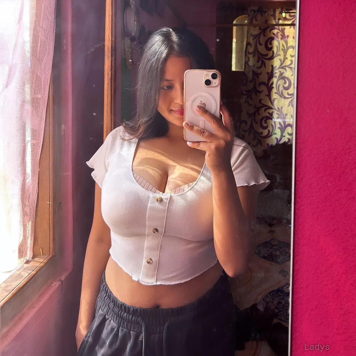 Suman, 24 years old Butwal escort girl with big tits, height 167 sm, Weight kg