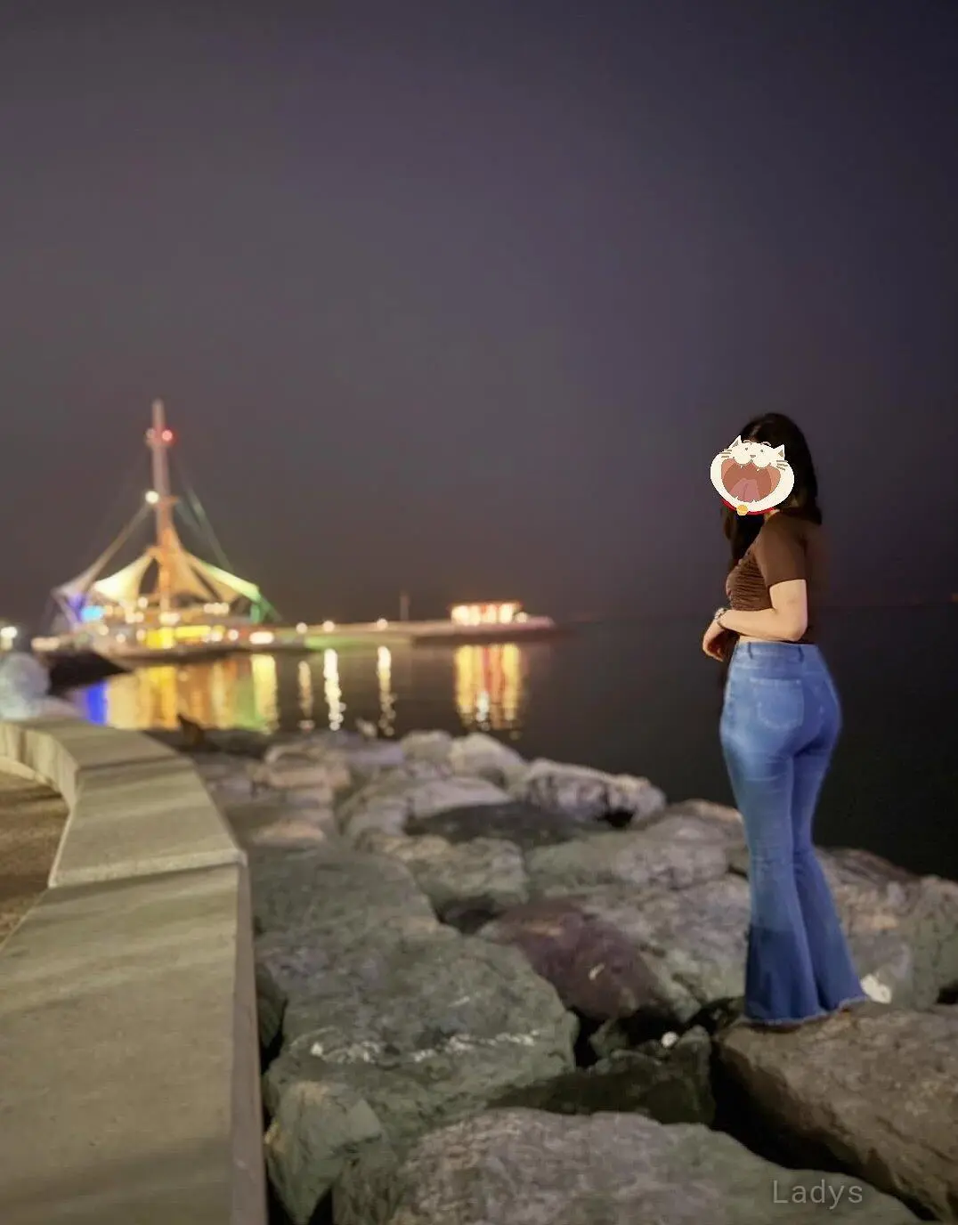 Independent Girl Real Meet, Cam Show, 24 years beautiful nude Butwal escorts girl, height 175 sm, Weight  kg