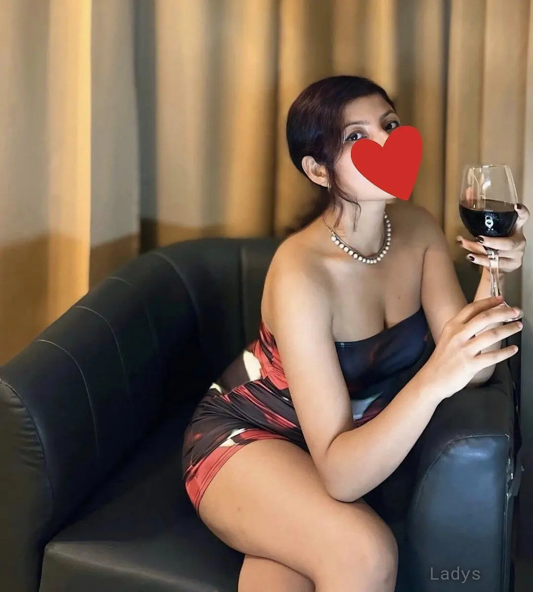 Nisha, 22 years beautiful nude Butwal escorts girl, height 171 sm, Weight  kg