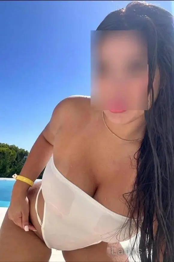 Melissa, 28 years beautiful nude Cabo San Lucas escorts girl, height 167 sm, Weight 59 kg