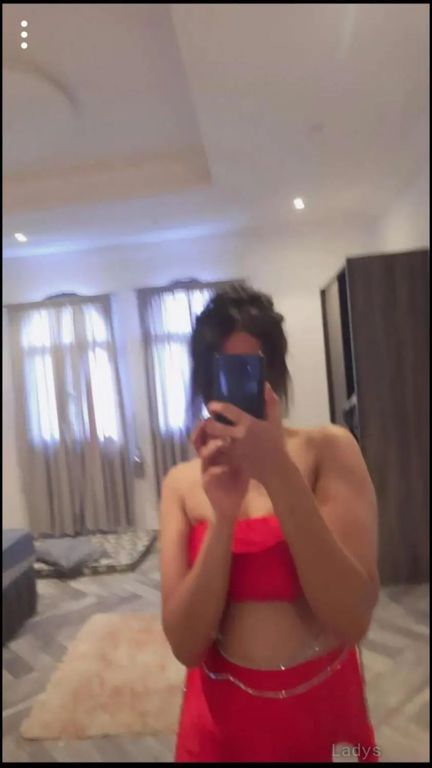 Habeba, 25 years old Cairo escort girl with big tits, height 160 sm, Weight  kg