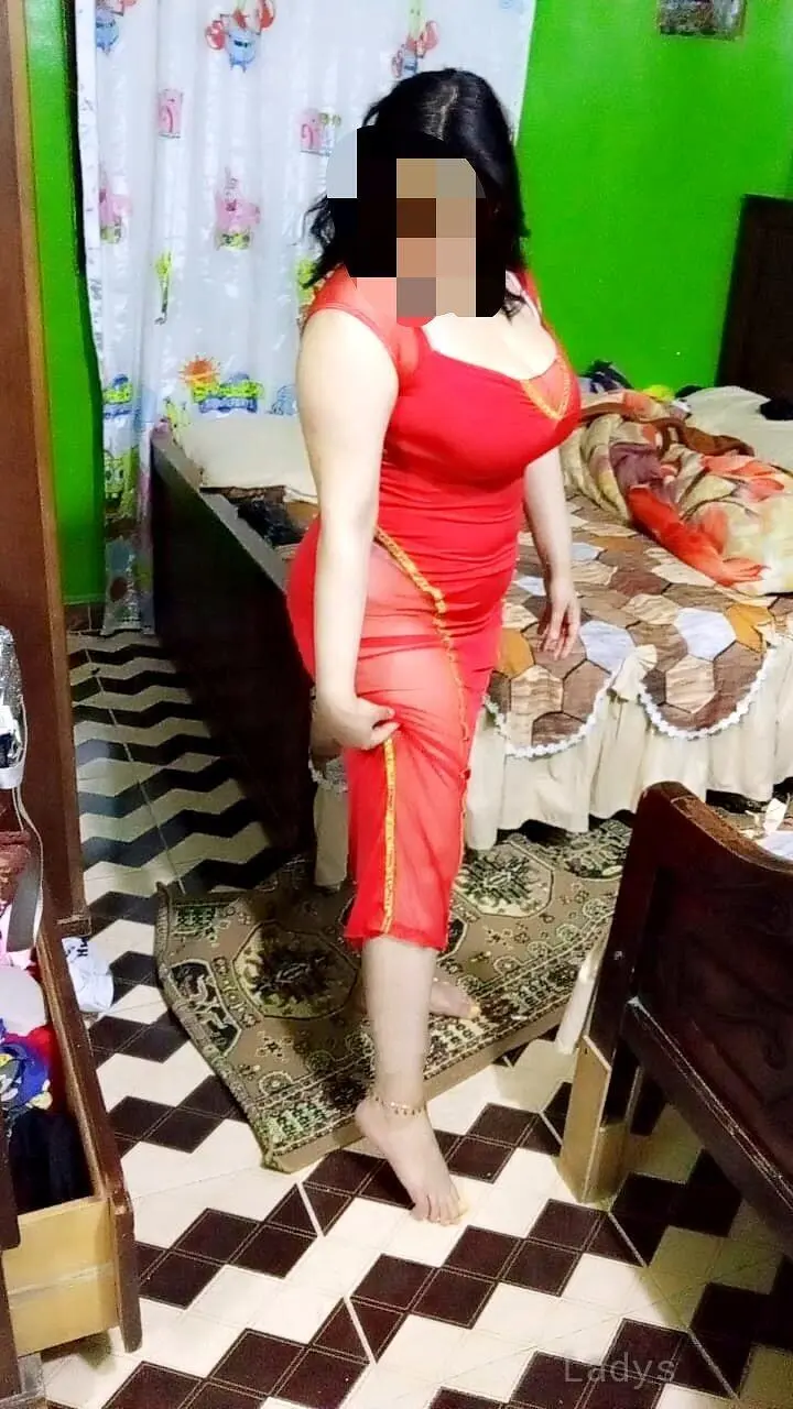 Karma, 29 years old Cairo escort girl with big tits, height 155 sm, Weight  kg