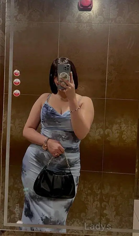 Lela,  years old Cairo escort girl with big tits, height  sm, Weight  kg