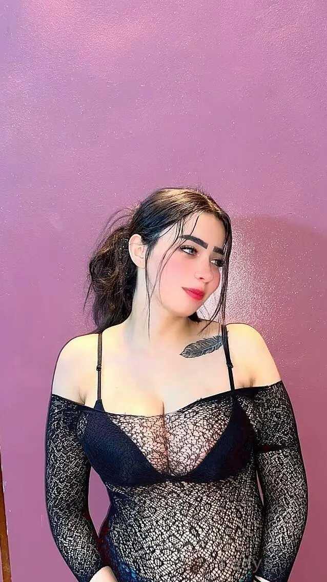 Lolololy, 20 years beautiful nude Cairo escorts girl, height 166 sm, Weight kg