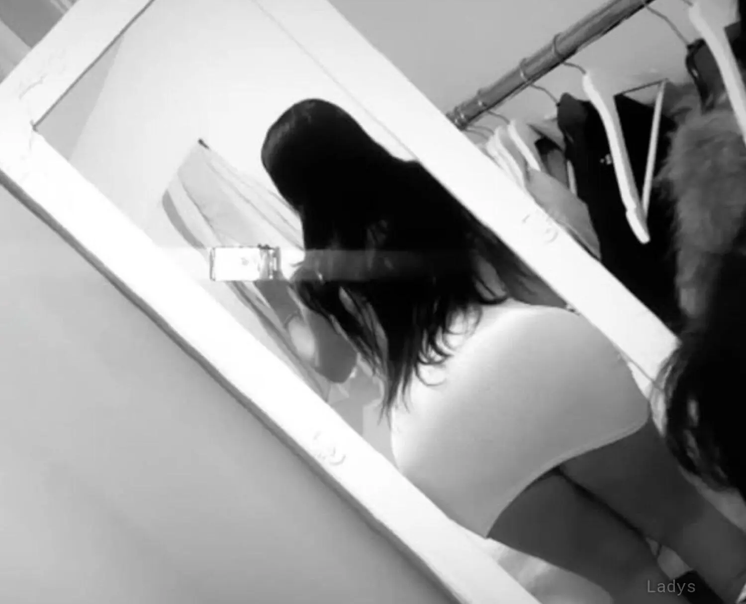 Lora, 25 years beautiful nude Cairo escorts girl, height 168 sm, Weight  kg