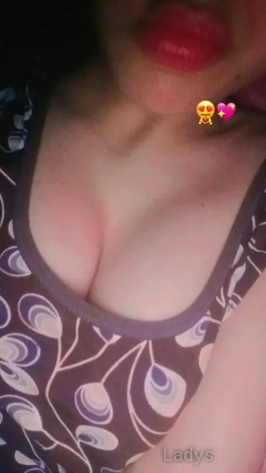 Rousy, 27 years beautiful nude Cairo escorts girl, height 163 sm, Weight kg