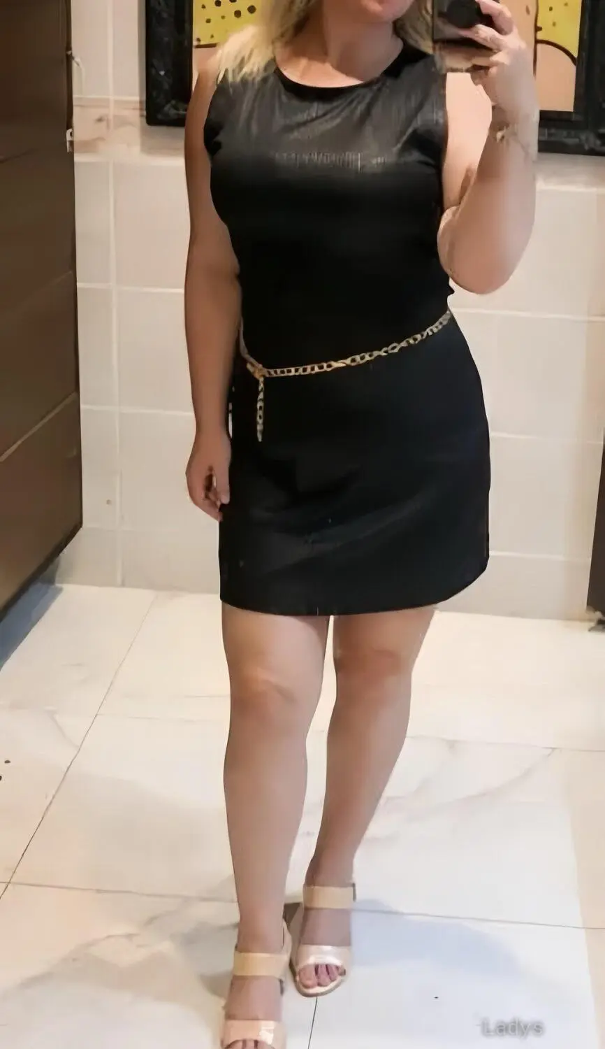Sally, 24 years beautiful nude Cairo escorts girl, height 165 sm, Weight  kg