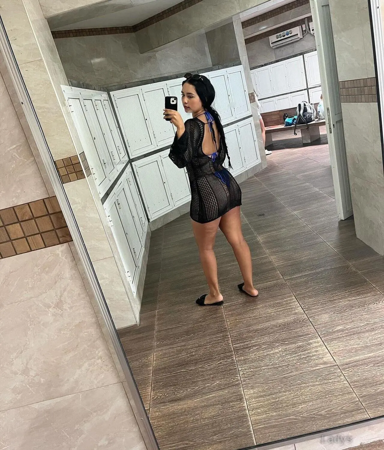 Alexandra, 25 years asian escorts girl, height 175 sm, Weight kg, Calgary eacort