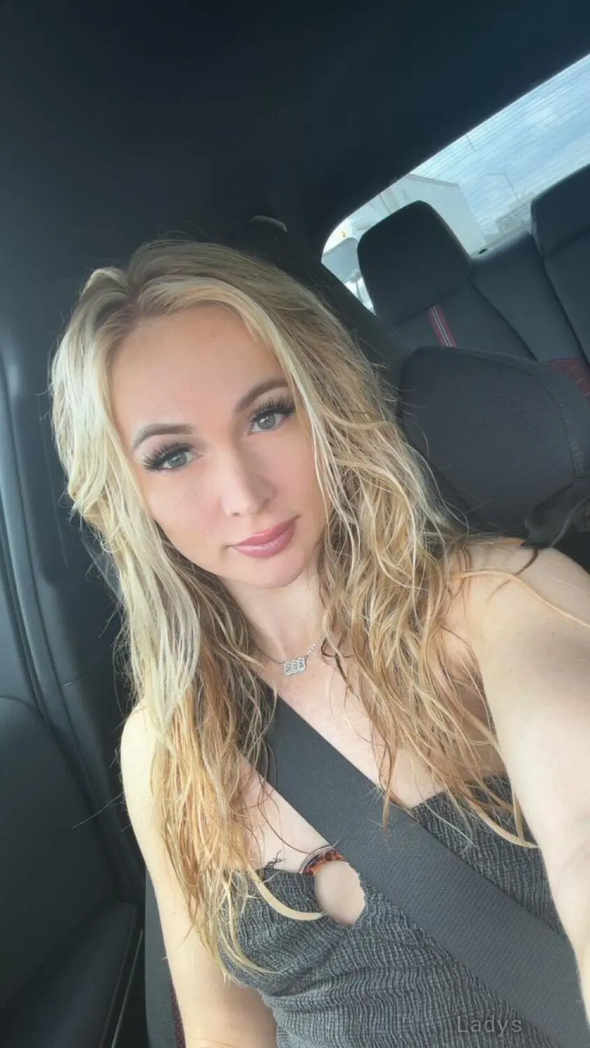 Hannah, 29 years beautiful nude Campbellton escorts girl, height 140 sm, Weight 45 kg
