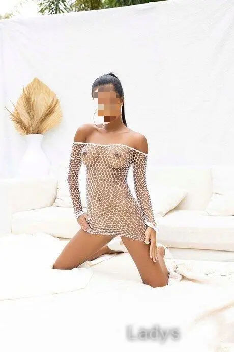 Mariska, 24 years old Cape Town escort girl with big tits, height 170 sm, Weight  kg
