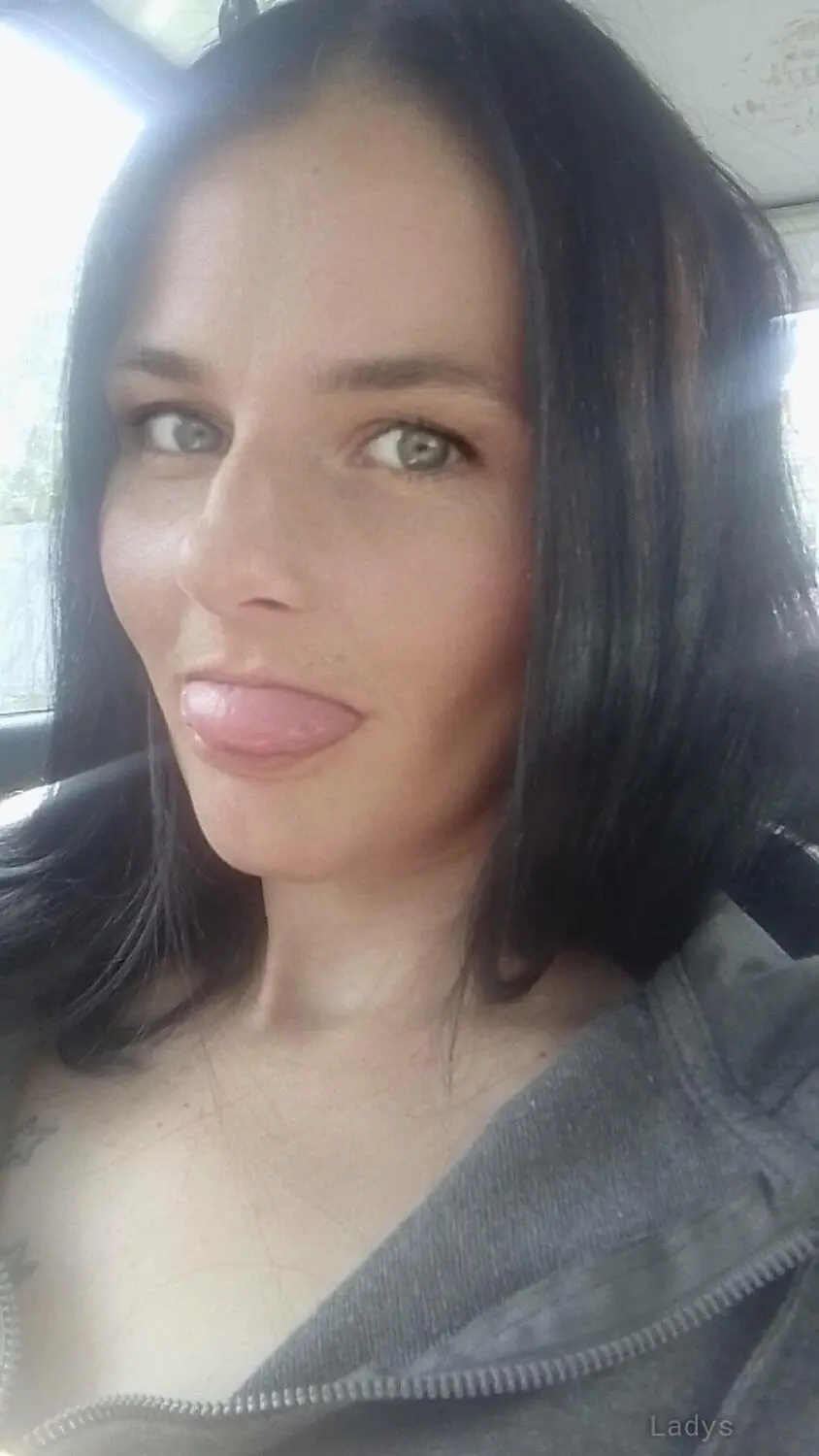 Maxine, 36 years old Cape Town escort girl with big tits, height 160 sm, Weight kg