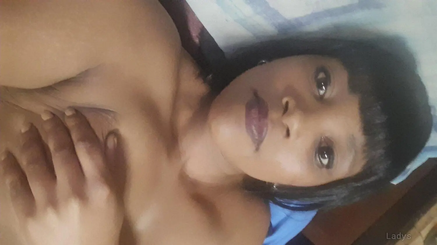 Amber, 26 years beautiful nude Cape Town escorts girl, height 150 sm, Weight kg