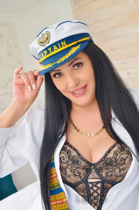 Nadia Keith, 39 years beautiful nude Cape Town escorts girl, height 170 sm, Weight 65 kg