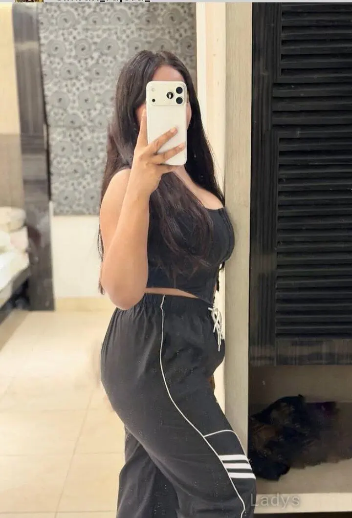 Nisha, 24 years beautiful nude Cape Town escorts girl, height 160 sm, Weight kg