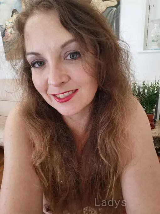 Anna, 28 years beautiful nude Cascais escorts girl, height 120 sm, Weight 35 kg