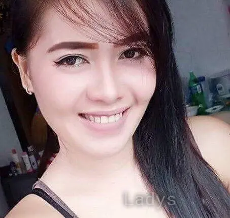 Apple, 23 years old Cebu City escort girl with big tits, height 157 sm, Weight kg
