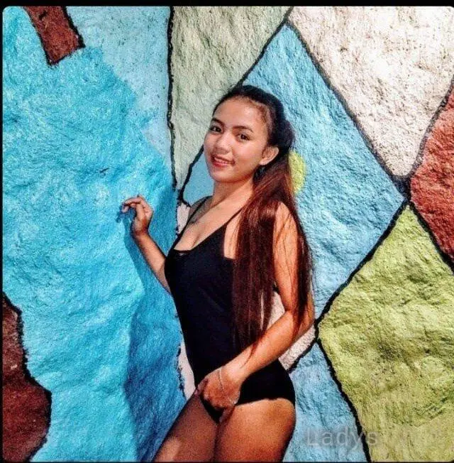 Erich, 20 years beautiful nude Cebu City escorts girl, height 160 sm, Weight  kg