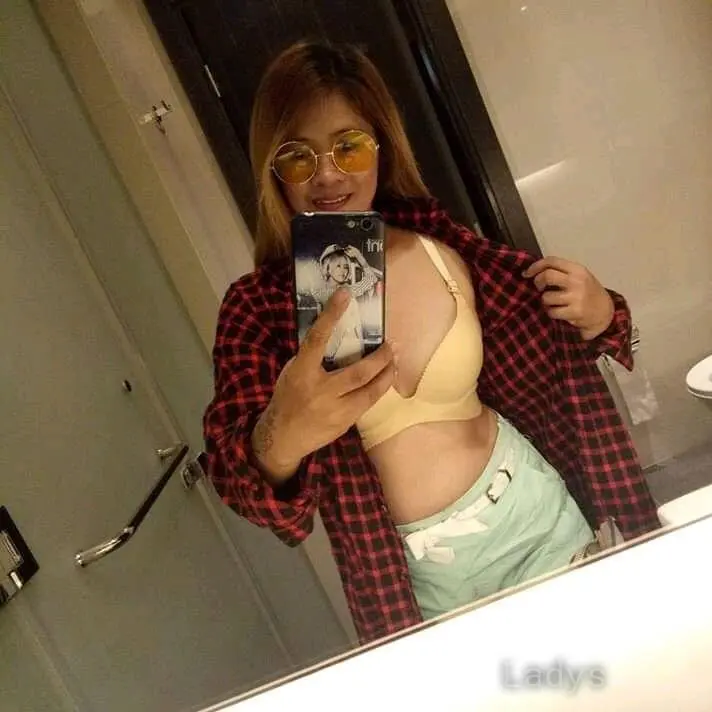 Female, 19 years beautiful nude Cebu City escorts girl, height 163 sm, Weight  kg